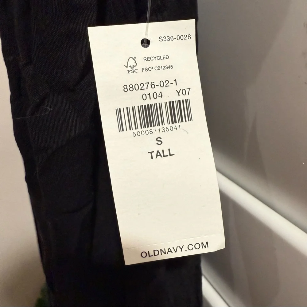NWT Old Navy Black Maxi Dress - Size Small - Picture 4 of 4